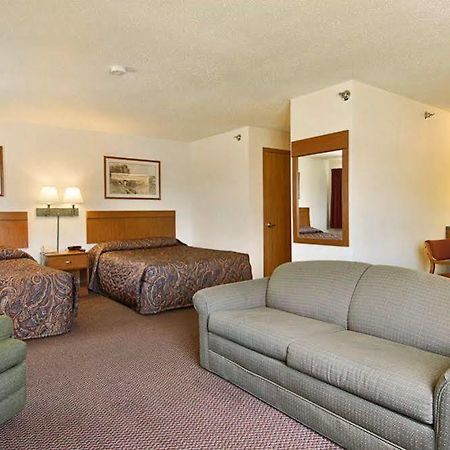 Wamego Inn And Suites Bilik gambar